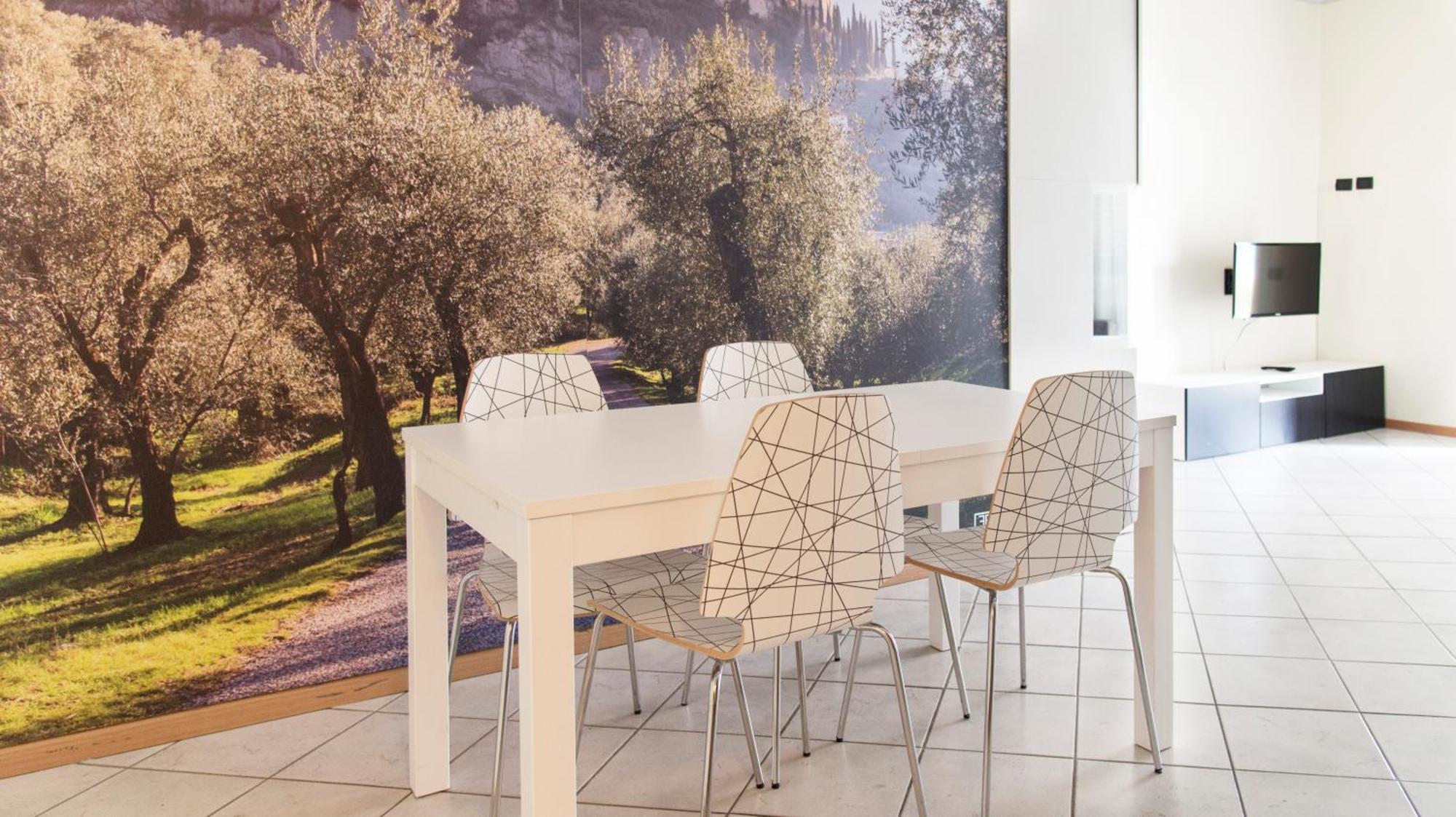 Residence Monica Riva del Garda Quarto foto